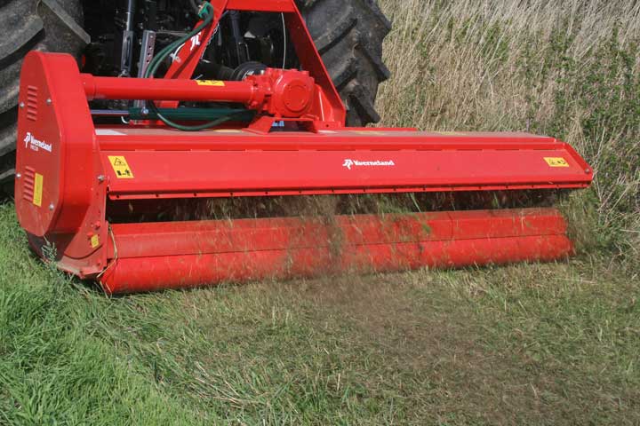 Kverneland FHS grassnitter. Ekstra robust beitepusser som er markedets mest solgte. Kverneland FHS grassnitter.