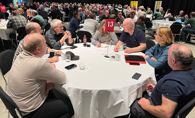 Ny strategiprosess starta på samling for tillitsvalgte