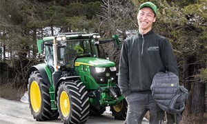 Entusiastiske Yung  valgte John Deere