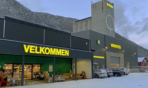 Lyspunkter i landbruket, Granngården fremdeles krevende