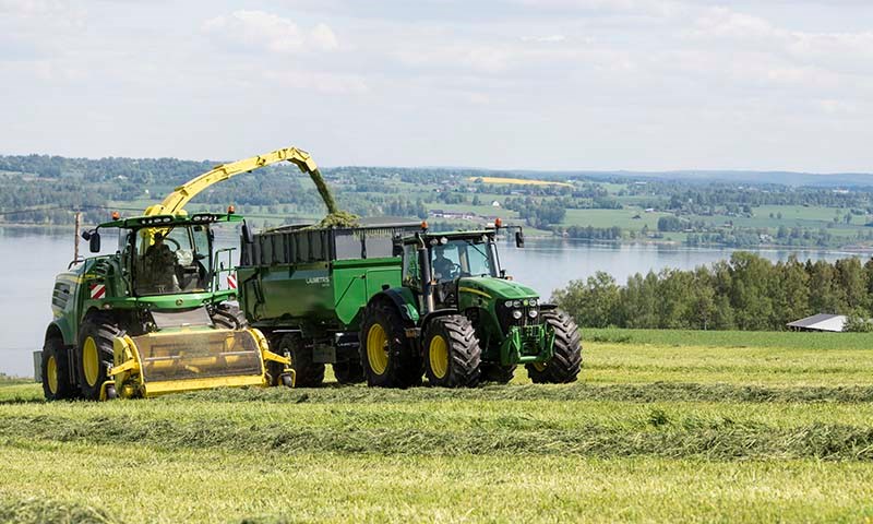 John Deere finsnitter i arbeid