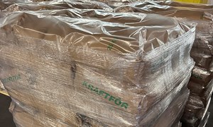 Natura-fôr i nøytrale sekker – innholdet er det samme