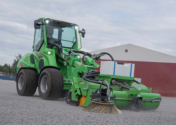 Få 10 % rabatt på Avant maskiner og redskap