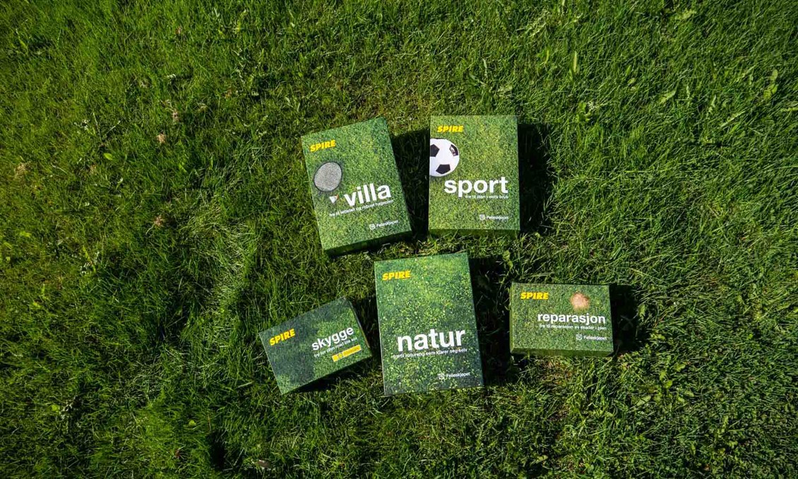 Forside på eske med Villa frøblanding. Foto.