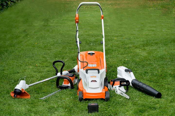 Ett batteri og fem hagemaskiner