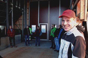 Viste frem nye anlegg med korntørker