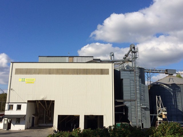 Felleskjøpet kornmottak Gjøby. Foto