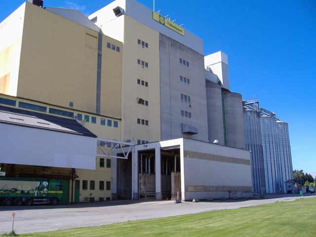 Felleskjøpet kornmottak Stange. Foto