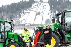 John Deere til store og små oppgaver